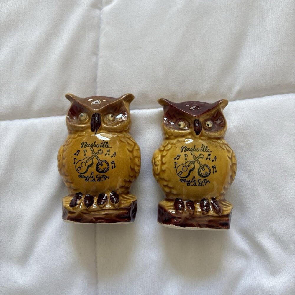 Vintage Salt & Pepper Shakers Nashville‎ Music City Ceramic Owls Made In Japan